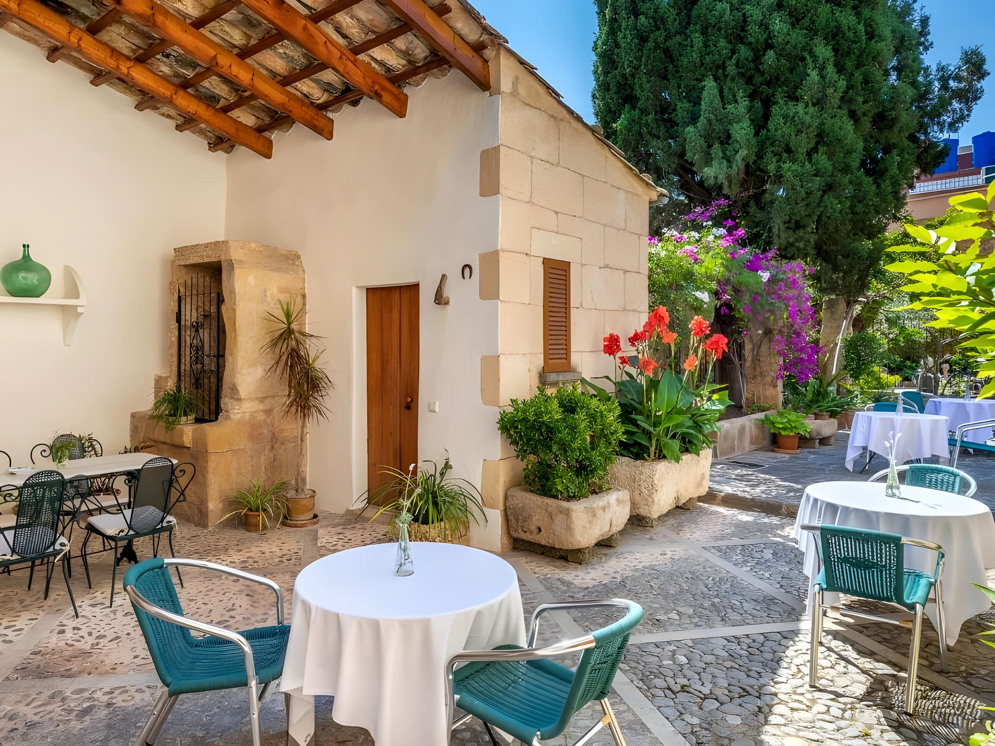 Hotel Can Tem exterior