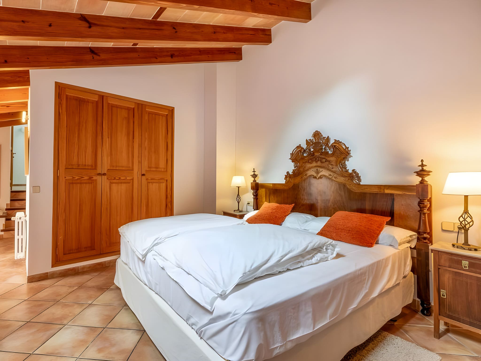 Hotel Can Tem courtyard